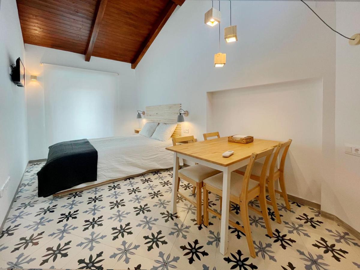 Torre De La Yerba Apartment Caceres